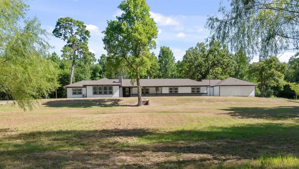 406 E Second Street Corrigan, TX 75939