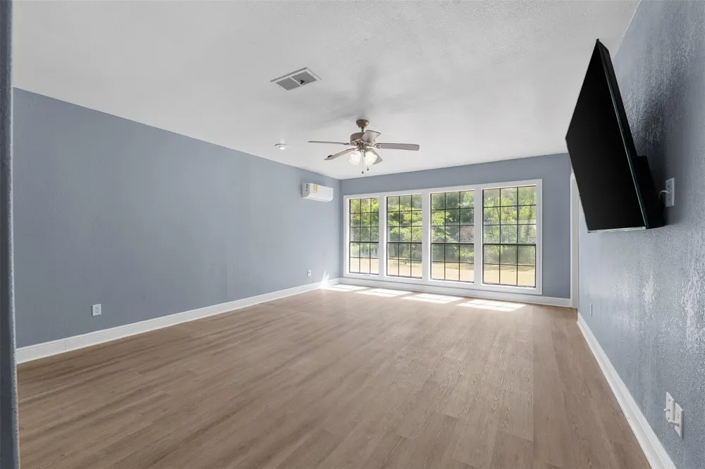 406 E Second Street Corrigan, TX 75939