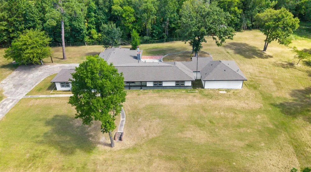 406 E Second Street Corrigan, TX 75939
