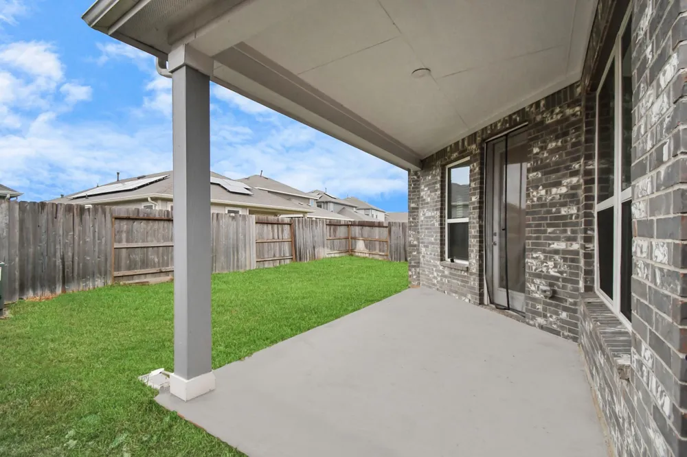 2030 Domeniko Drive Fresno, TX 77545
