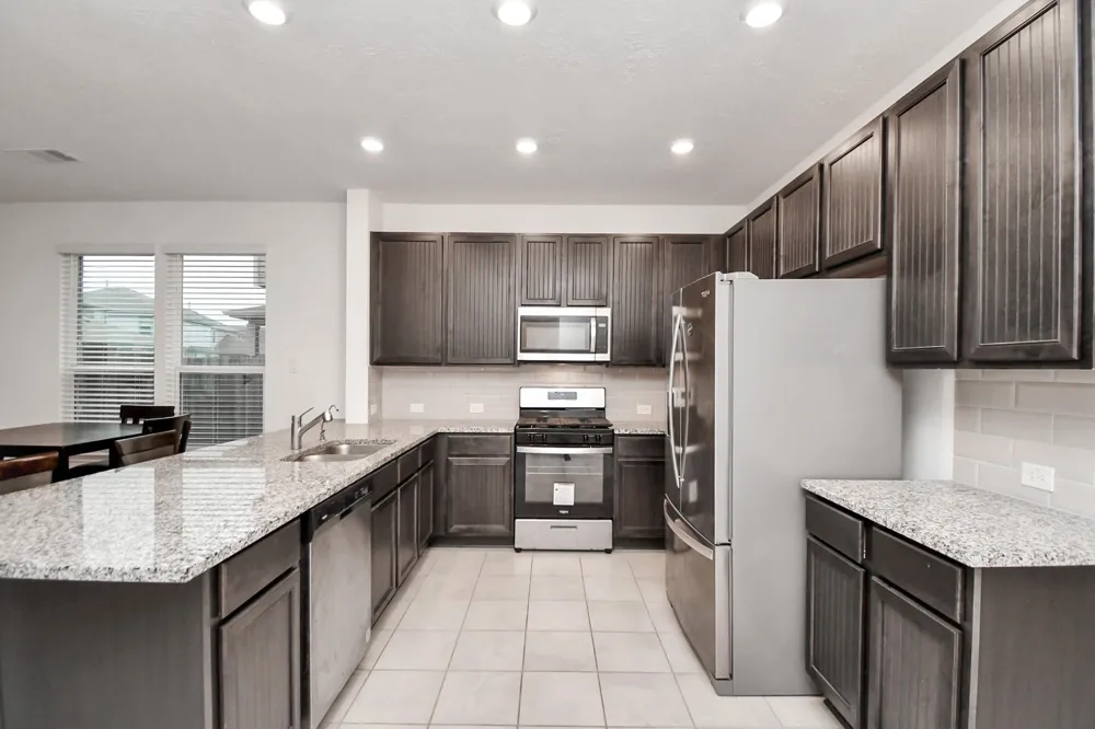 2030 Domeniko Drive Fresno, TX 77545