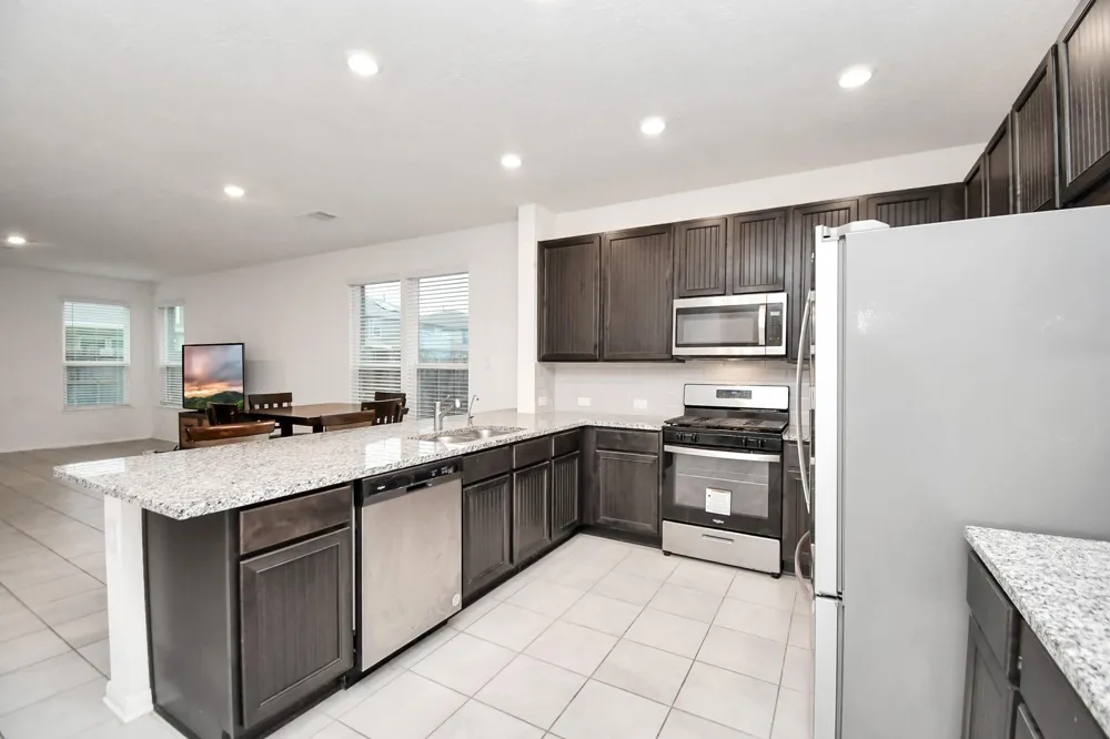 2030 Domeniko Drive Fresno, TX 77545