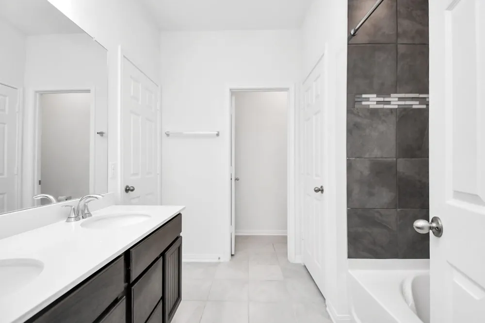 2030 Domeniko Drive Fresno, TX 77545