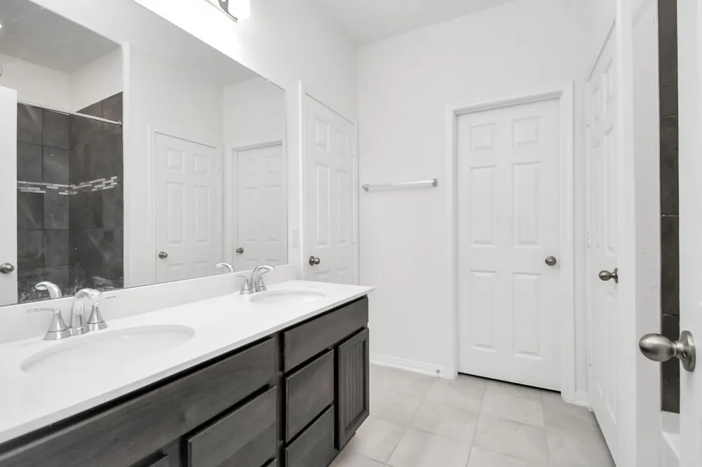 2030 Domeniko Drive Fresno, TX 77545