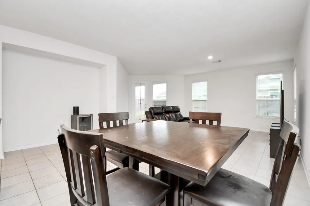 2030 Domeniko Drive Fresno, TX 77545