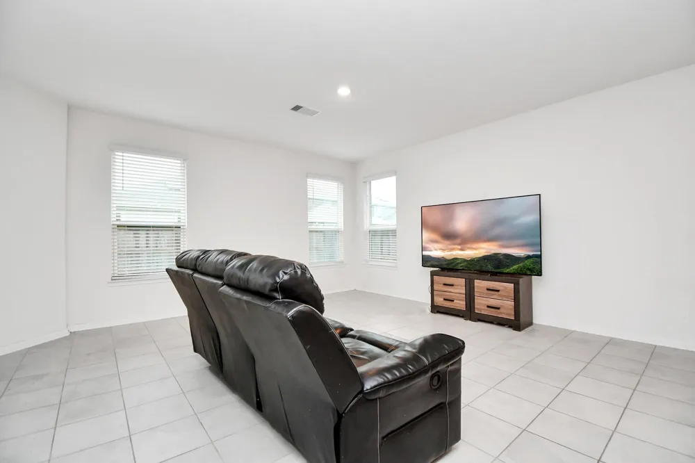 2030 Domeniko Drive Fresno, TX 77545