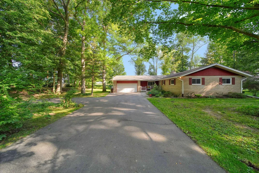 6480 Sears Road Horton, MI 49246