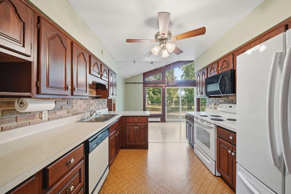 6480 Sears Road Horton, MI 49246