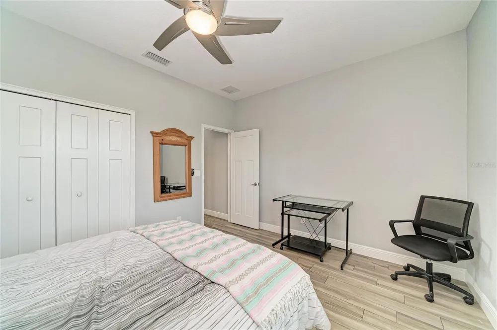 15040 LYNEBURG AVENUE Port Charlotte, FL 33981