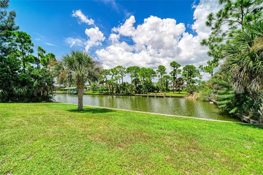 15040 LYNEBURG AVENUE Port Charlotte, FL 33981