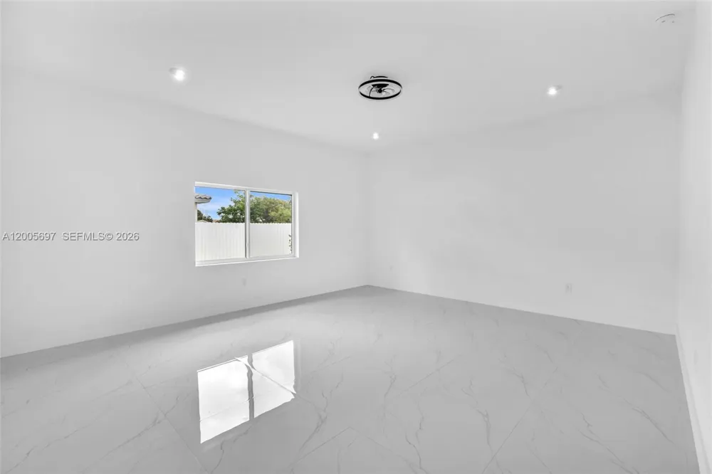 12901 SW 265th St Homestead, FL 33032