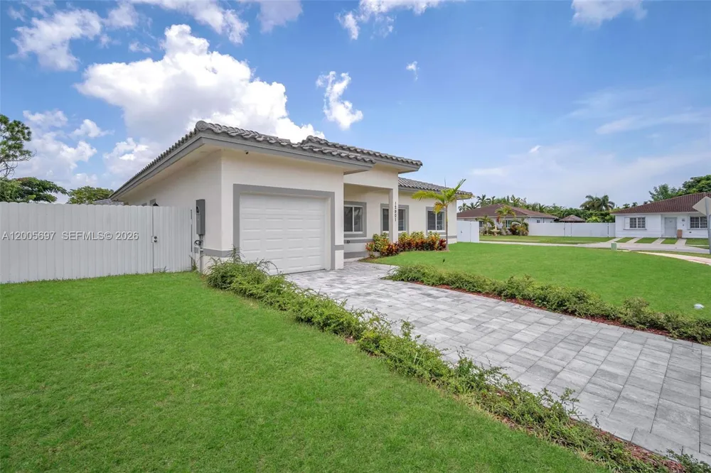 12901 SW 265th St Homestead, FL 33032