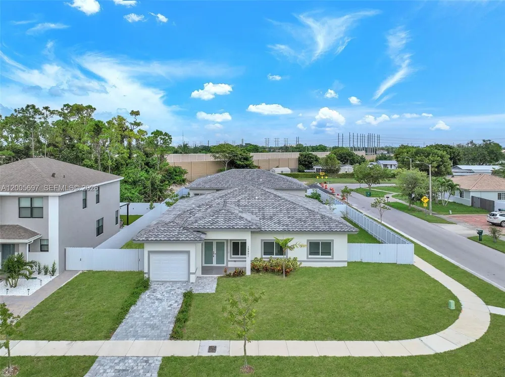 12901 SW 265th St Homestead, FL 33032