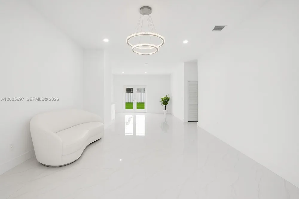 12901 SW 265th St Homestead, FL 33032