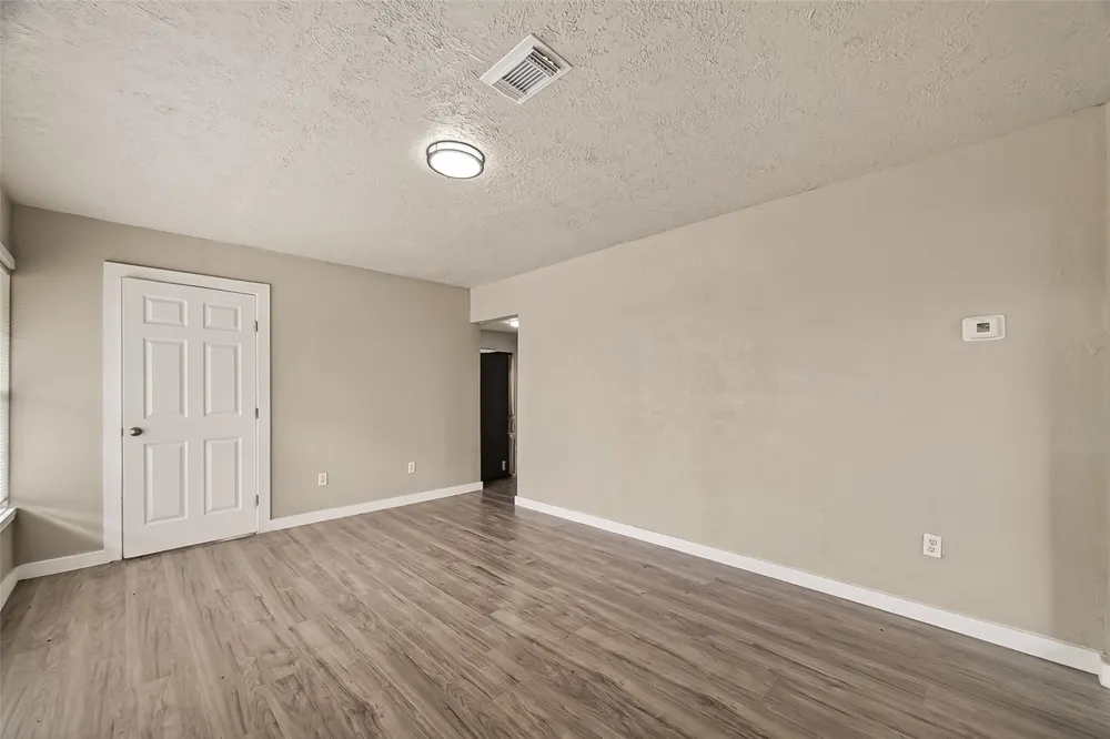 1221 Parkway Street Baytown, TX 77520