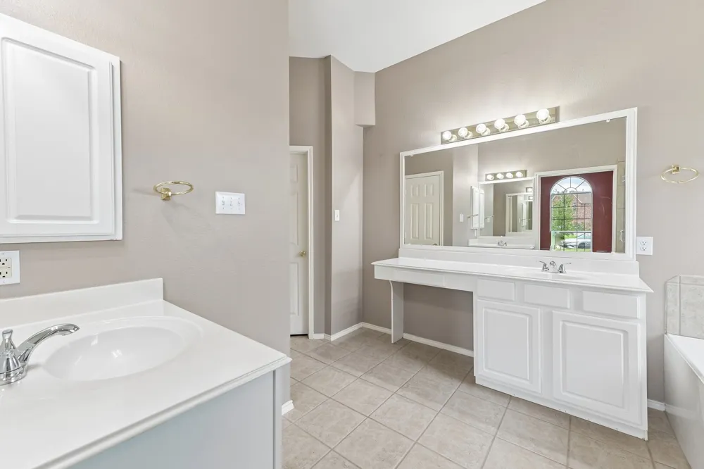 9863 Red Cedar Drive Frisco, TX 75035