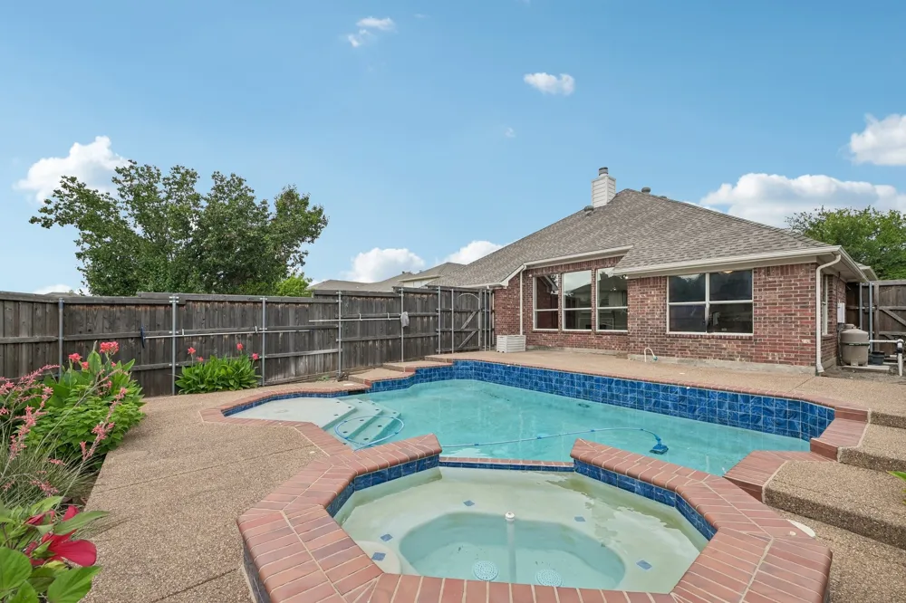 9863 Red Cedar Drive Frisco, TX 75035