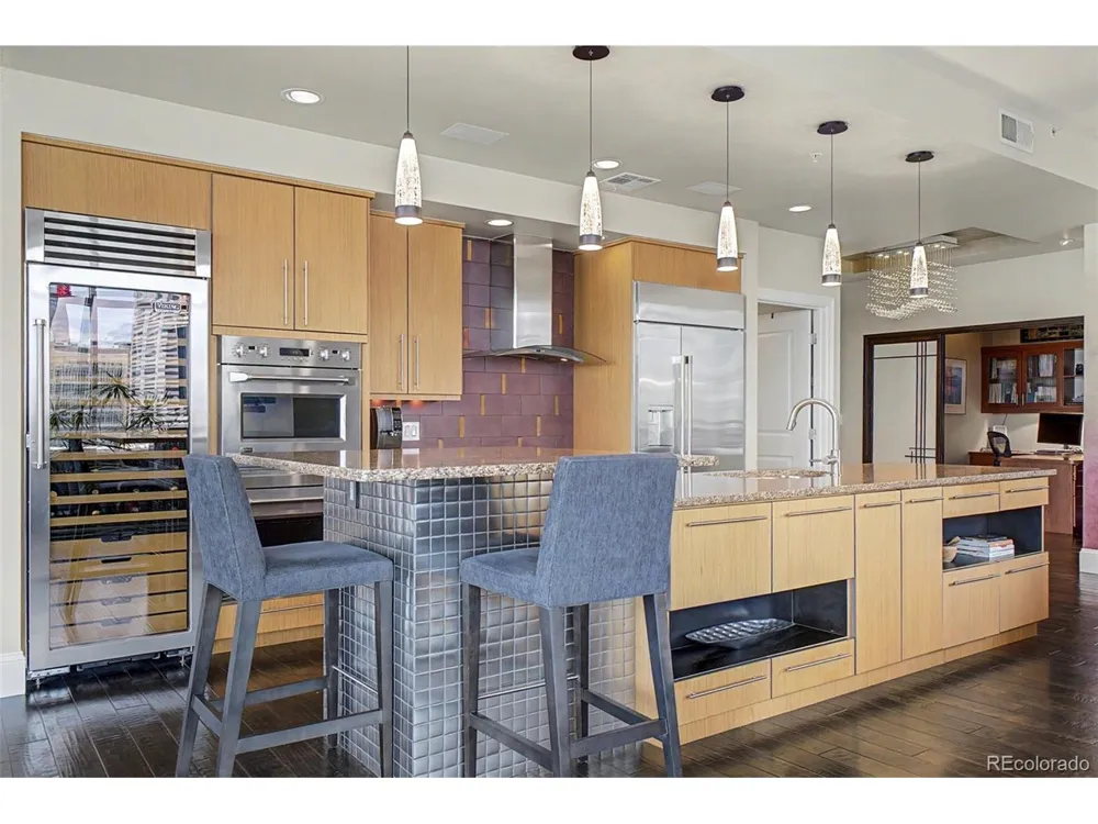 2001 Lincoln Street #1121 Denver, CO 80202