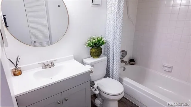 1887 S Pitkin Street #A Aurora, CO 80017