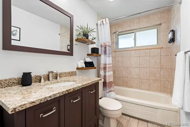 1605 S Cape Street Lakewood, CO 80232