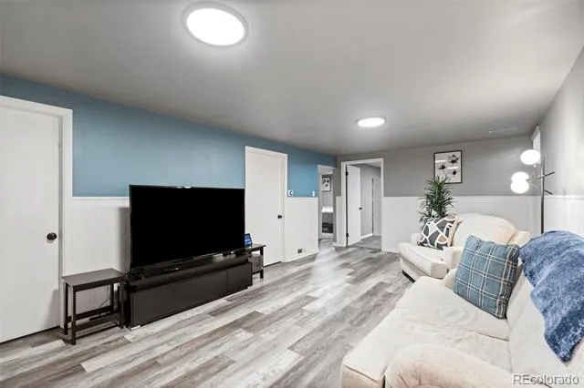 1605 S Cape Street Lakewood, CO 80232