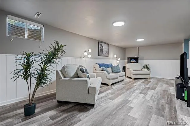 1605 S Cape Street Lakewood, CO 80232