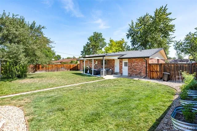 1605 S Cape Street Lakewood, CO 80232