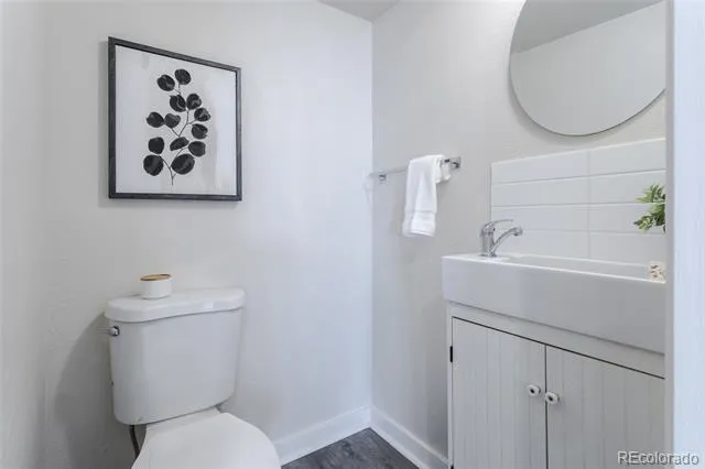 1200 S Monaco St Parkway #17 Denver, CO 80224