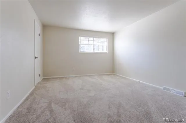 1200 S Monaco St Parkway #17 Denver, CO 80224