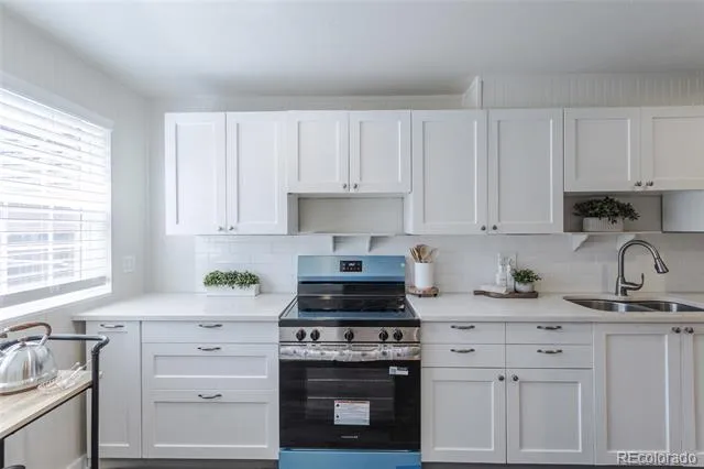 1200 S Monaco St Parkway #17 Denver, CO 80224