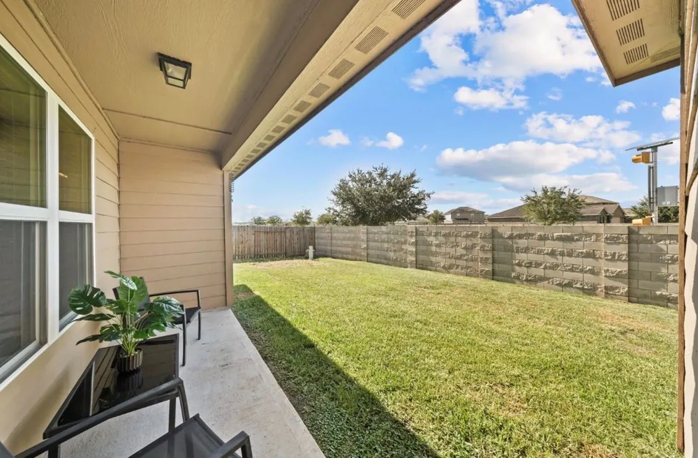 1607 Yellow Stone Drive Iowa Colony, TX 77583
