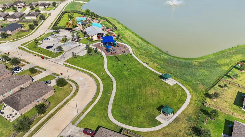 1607 Yellow Stone Drive Iowa Colony, TX 77583