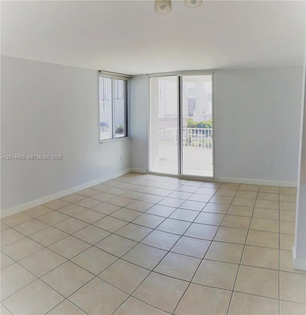 850 Miami Ave #W-903 Miami, FL 33136