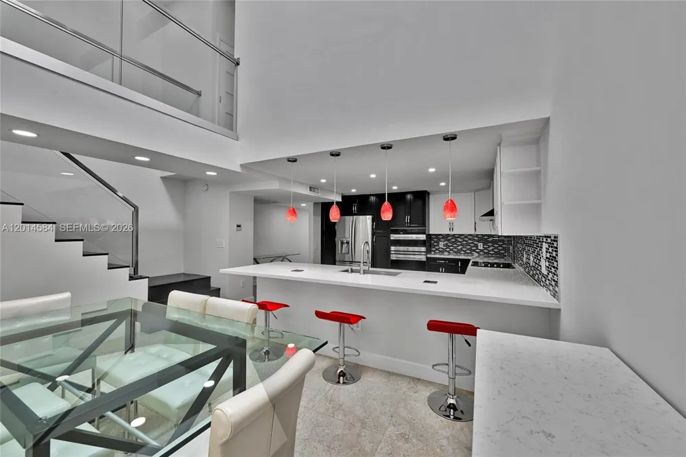 310 Poinciana Dr #802 Sunny Isles Beach, FL 33160