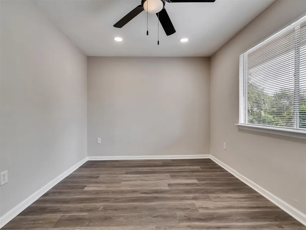 5636 Birchmont Drive #21 Houston, TX 77091