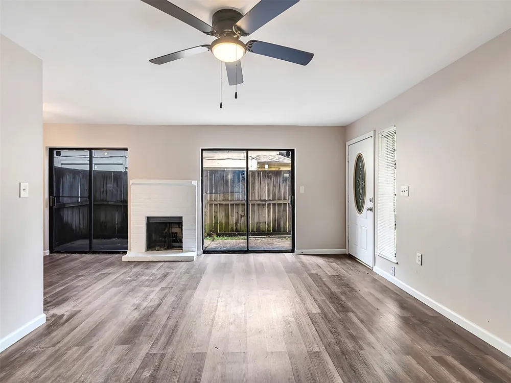 5636 Birchmont Drive #21 Houston, TX 77091