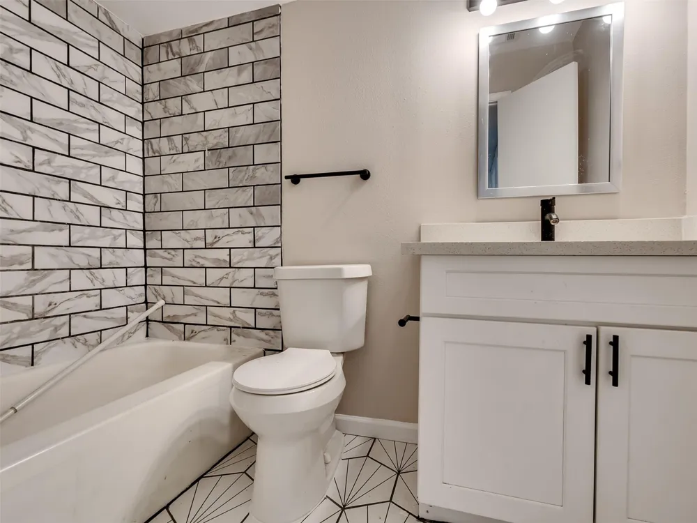 5636 Birchmont Drive #21 Houston, TX 77091