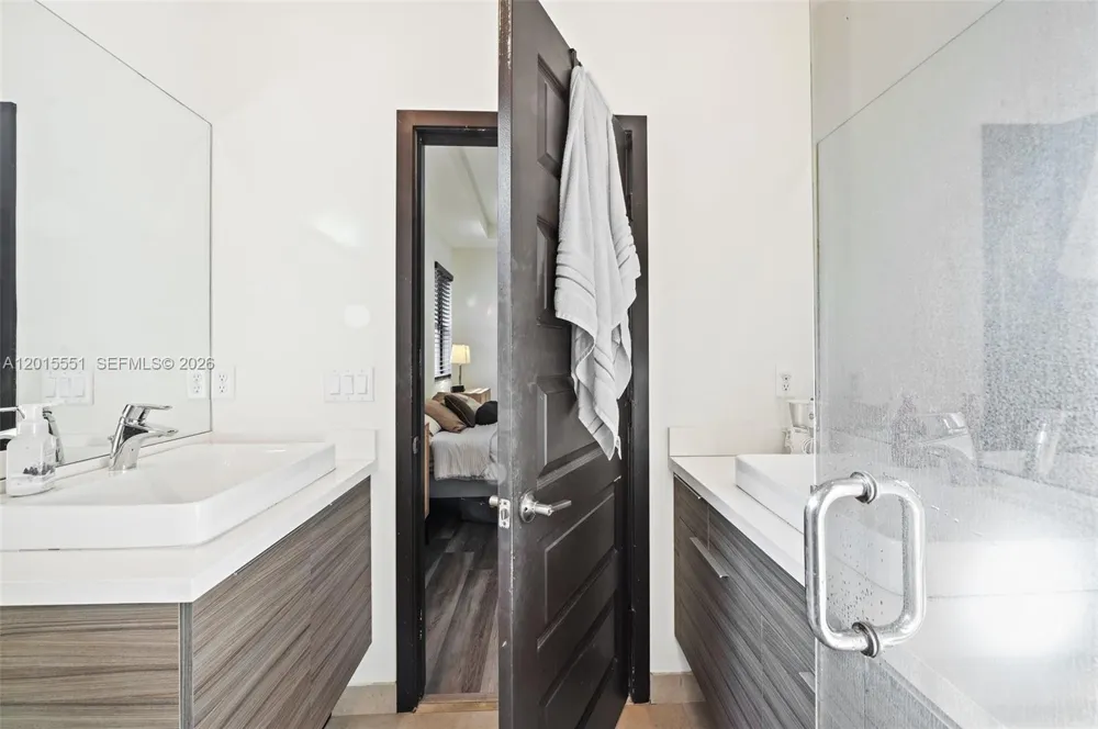 15776 NW 91st Ct Miami Lakes, FL 33018