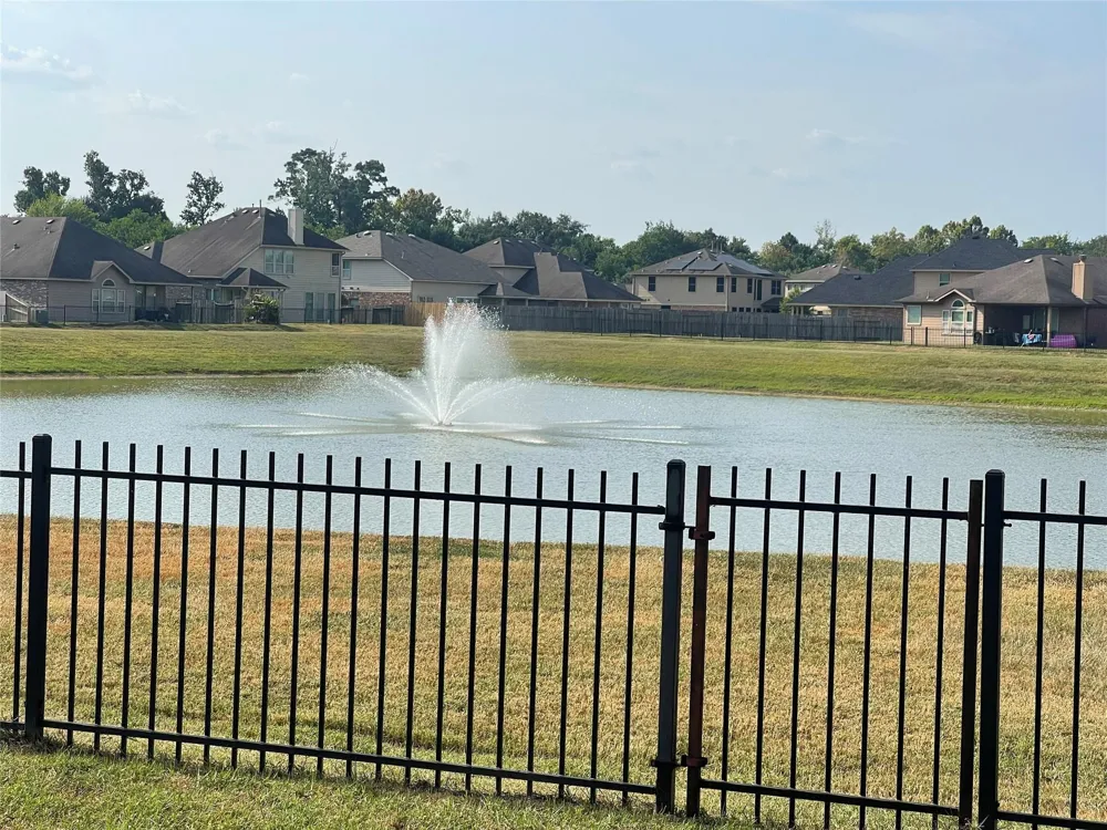 2206 Antler Trails Drive Crosby, TX 77532