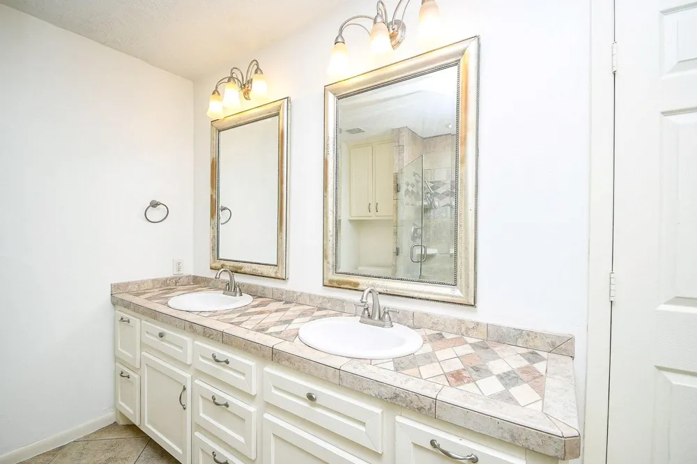 6702 Spring Leaf Drive Spring, TX 77379