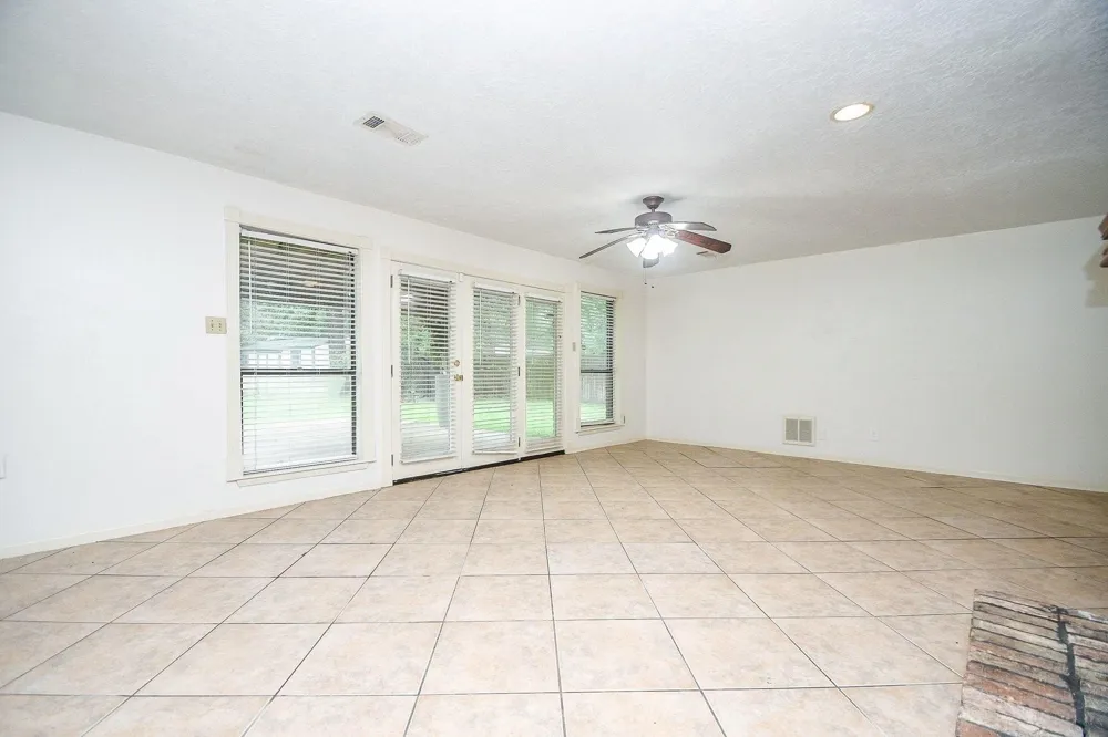 6702 Spring Leaf Drive Spring, TX 77379