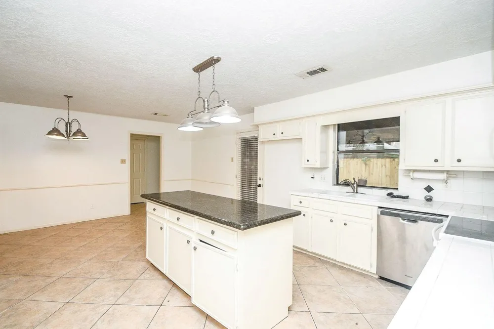 6702 Spring Leaf Drive Spring, TX 77379