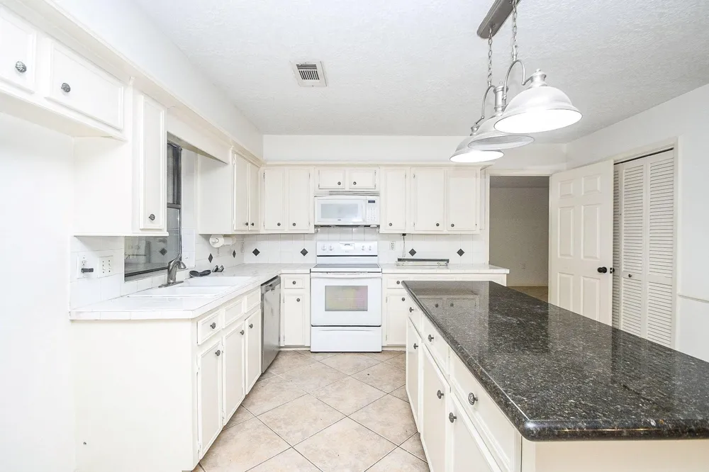 6702 Spring Leaf Drive Spring, TX 77379