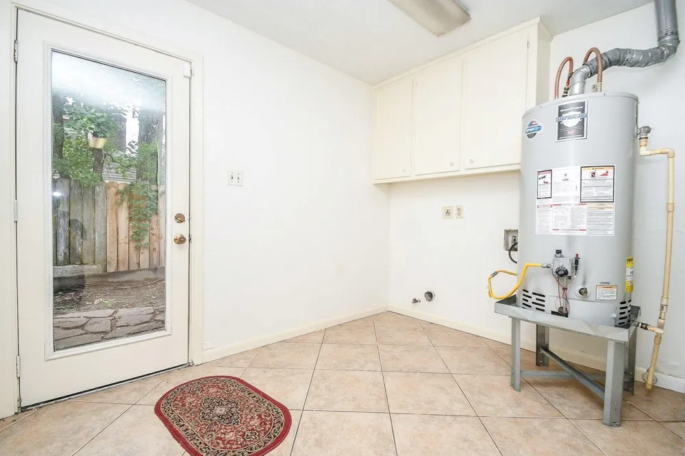 6702 Spring Leaf Drive Spring, TX 77379
