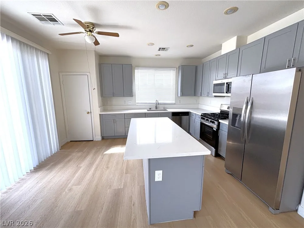 9576 Rainfall Avenue Las Vegas, NV 89147