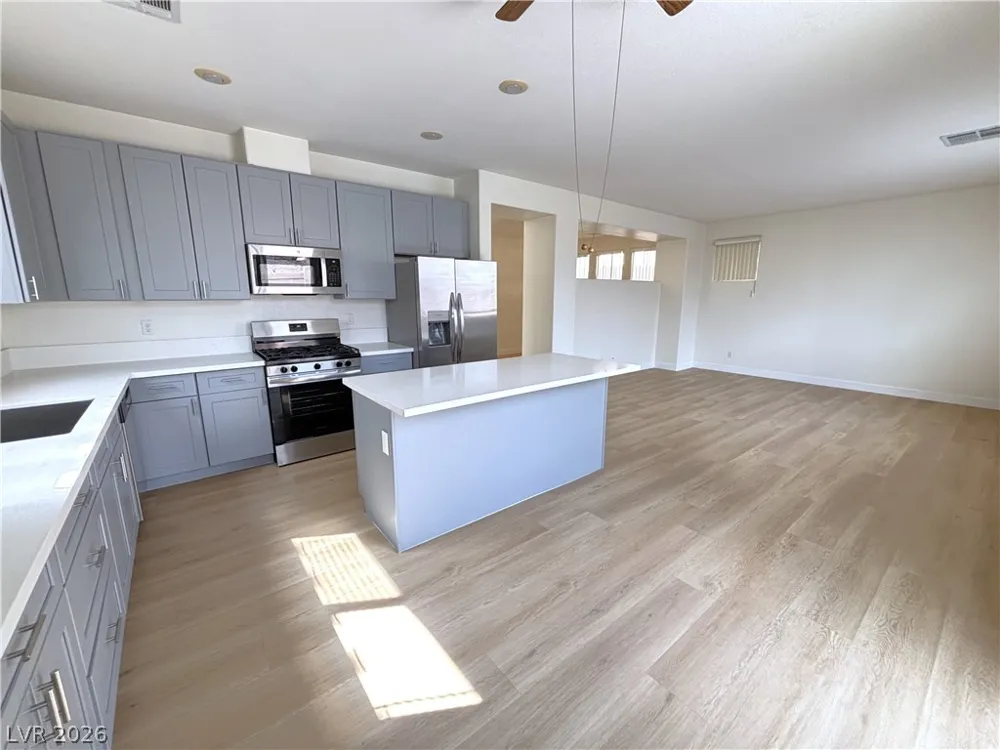 9576 Rainfall Avenue Las Vegas, NV 89147