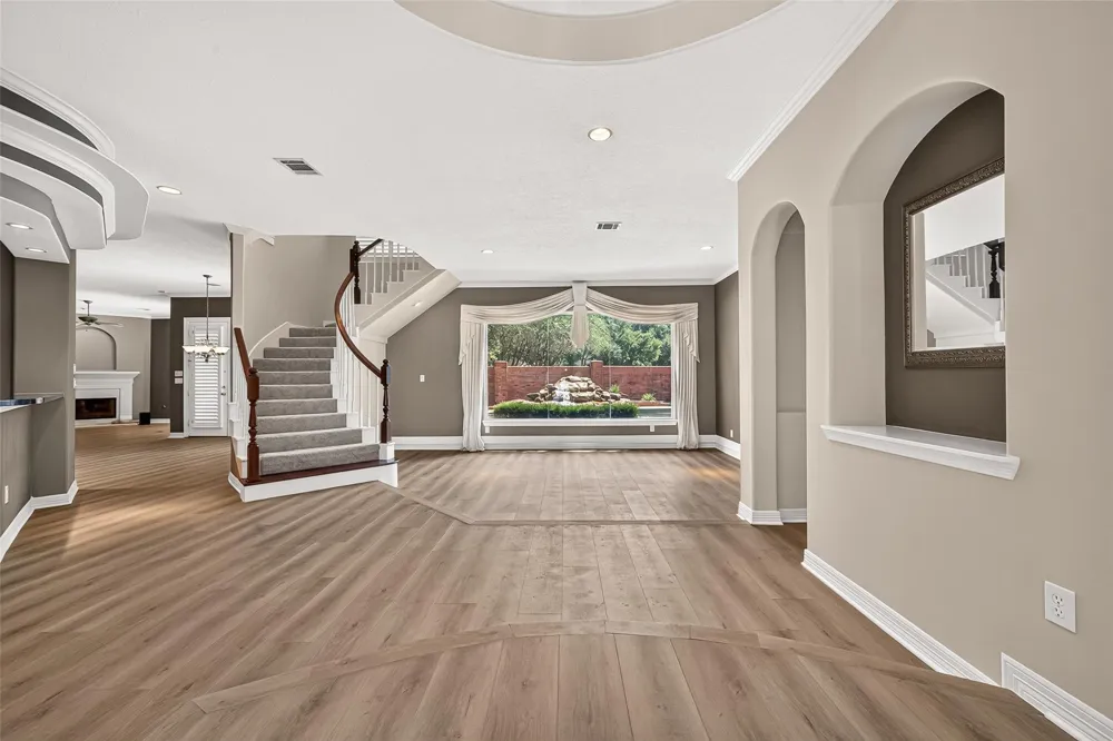 63 Harbor View Drive Sugar Land, TX 77479