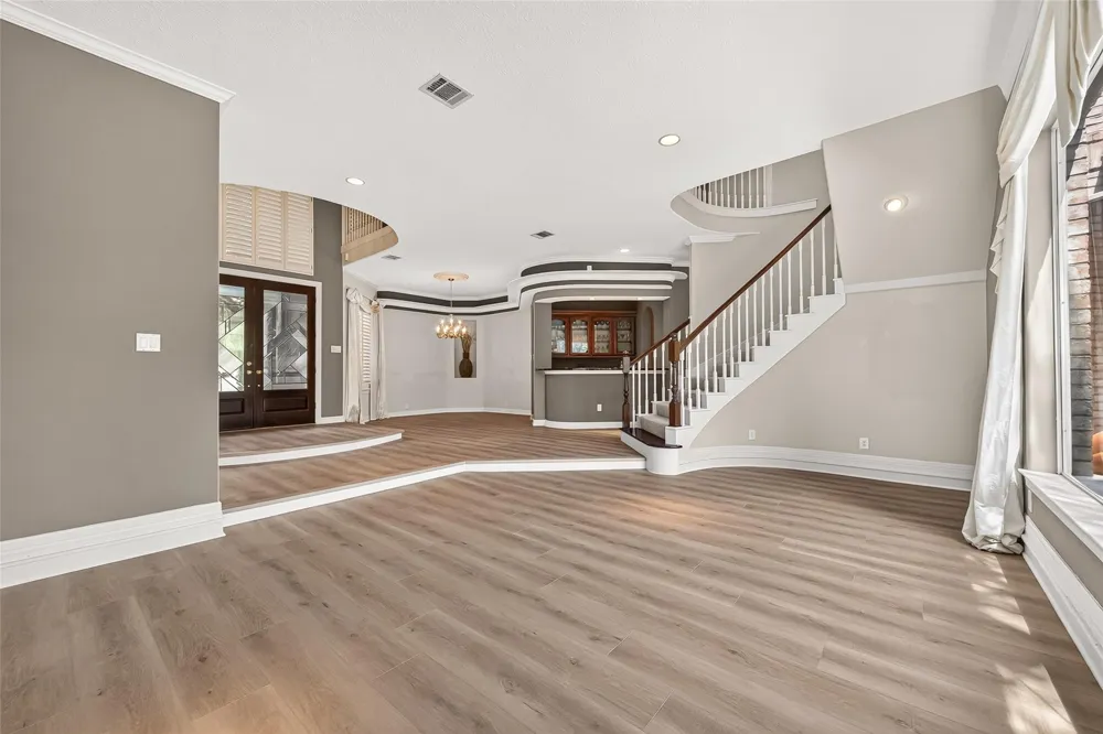 63 Harbor View Drive Sugar Land, TX 77479