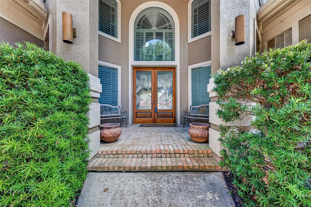 63 Harbor View Drive Sugar Land, TX 77479