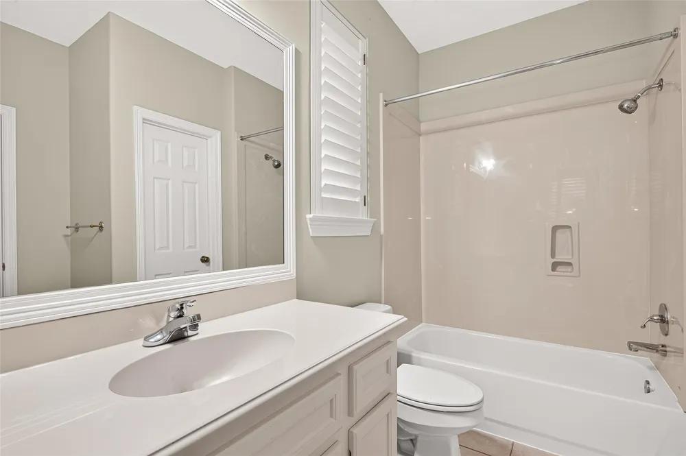 63 Harbor View Drive Sugar Land, TX 77479